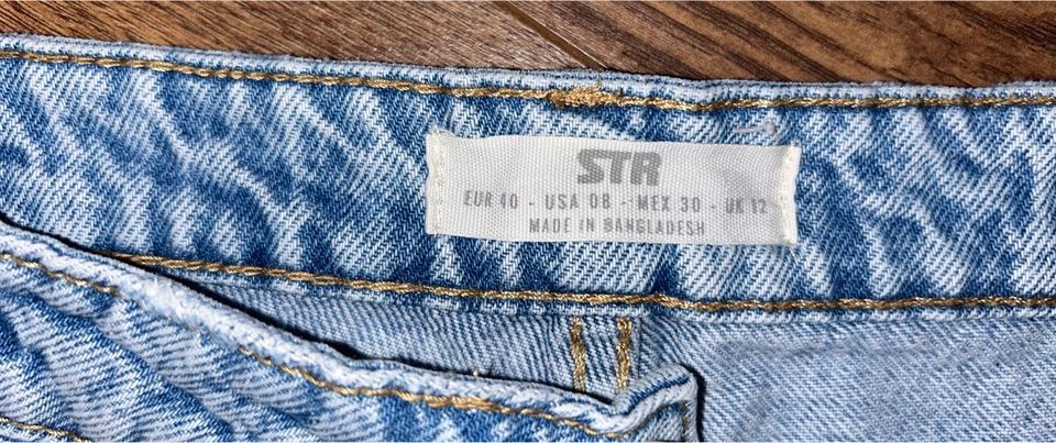 Jeans Stradivarius in Satrup