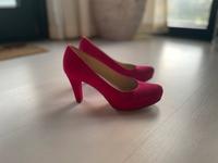 Neuwertige Unisa Pumps 36 pink Niedersachsen - Butjadingen Vorschau