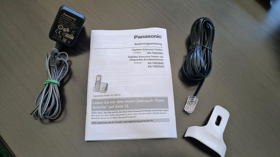 Panasonic KX-TGE260 Schnurlos-Telefon mit Anrufbeantworter in Bad Tölz