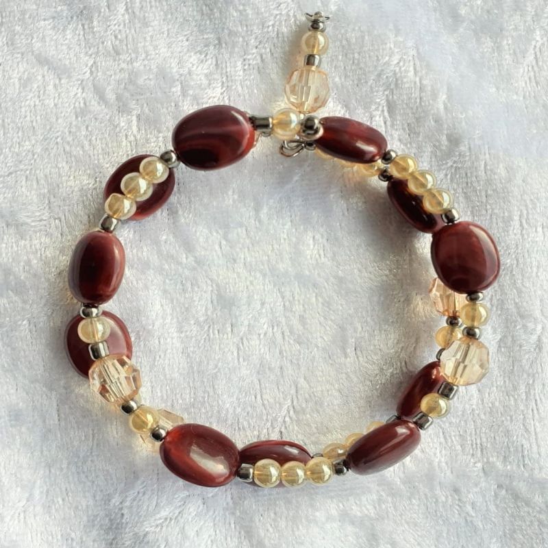 Perlen-Armreifen in rotbraun und bräunlich inkl. Geschenkschachte in Pegau