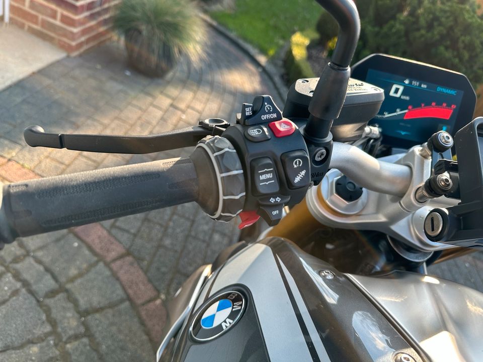 Verkaufe BMW R1250R Naked Bike in Löhne