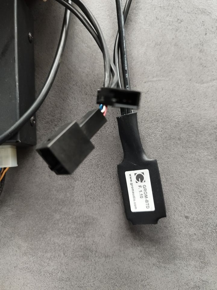 GROM USB 2 Plus mit BT für BMW in Zell am Harmersbach