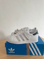 Adidas Schuhe Altona - Hamburg Ottensen Vorschau