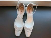 Schuhe Brautschuhe Ivory Größe 40 Düsseldorf - Heerdt Vorschau