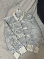 Elegante Blazer/Jacke silber blau 38 München - Schwabing-West Vorschau