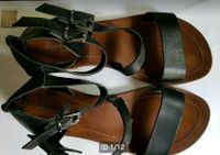 Sommerkind Sandalen Gr. 37 36 Leder schwarz Italy Riemchen Hessen - Wiesbaden Vorschau