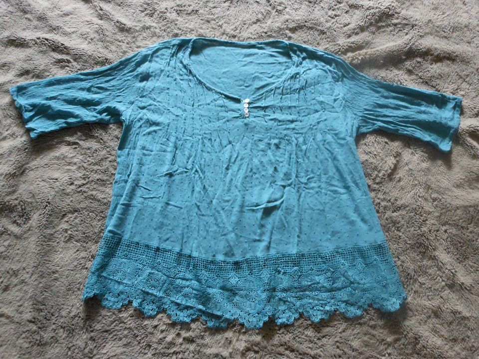 Paket Oberteile 16 Teile Größe ca. 46/48 Damen Jacke Pullis Shirt in Halstenbek
