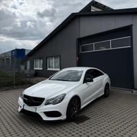 Mercedes-Benz E220 Bluetec Coupé | 6-Gang Schalter |Scheckheft. Nordrhein-Westfalen - Bestwig Vorschau