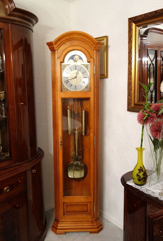 Standuhr Holz Uhr Klassische Kienzle Standuhr 1/4 Gong*TRAUMHAFT* in Gelnhausen