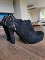 Schwarze Pumps Ankleboots Wildleder Boots Sachsen - Bannewitz Vorschau