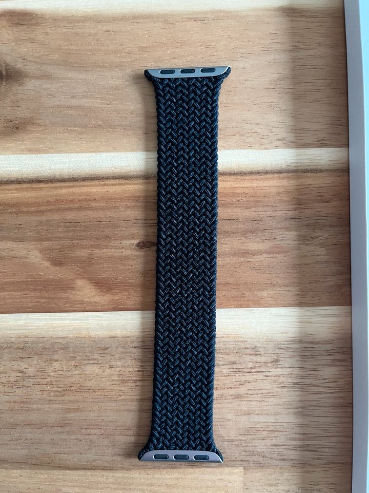 Apple Watch Geflochtenes Solo Loop 40mm/41mm Kohlegrau Gr.5 + OVP in Emmerich am Rhein