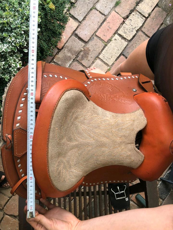 Pony Western Sattel braun Echtleder in Kamenz