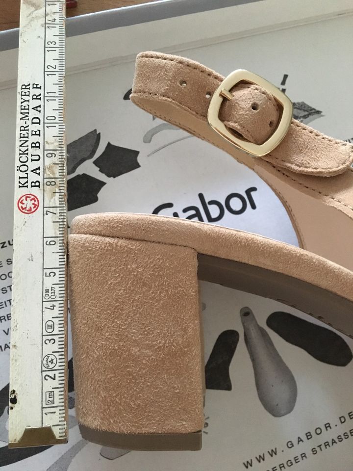 Gabor Schuhe Pumps Hochzeitsschuhe Größe 39 wie neu in Moers