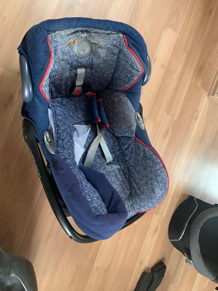 Easy fix Maxi cosi isofix Autositz Vorrichtung mit babyschale in Zernsdorf