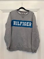 Tommy Hilfiger Pullover grau mit Logo, Gr. L Wuppertal - Barmen Vorschau