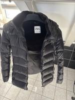 Steppjacke von Zara - schwarz Bayern - Haßfurt Vorschau