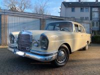 Mercedes Benz W111 220 S 220S Heckflosse Oldtimer Nordrhein-Westfalen - Ratingen Vorschau