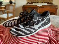 Nike Sneaker Schwarz/weiß Gr. 42 Niedersachsen - Moringen Vorschau