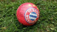 FC-Bayern-München, 3-D-Puzzle "Fußball", alle Teile vorhanden Hessen - Herbstein Vorschau
