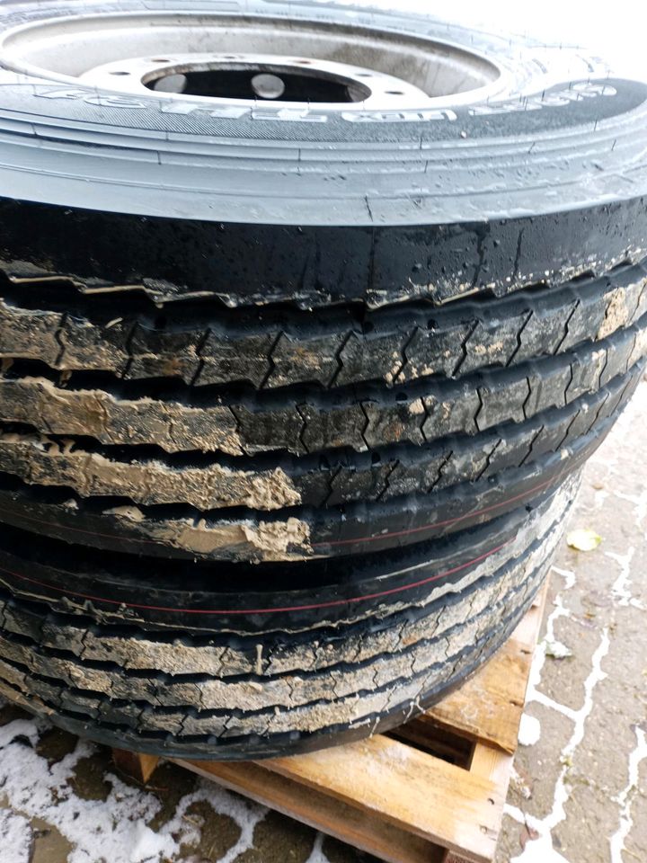Reifen auf Felge 385/65 R22.5 neu Hankook Lkw Auflieger in Dettelbach