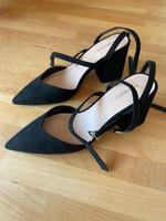 NEU- Damenschuhe Pumps schwarz Gr. 38 Tolle Machart weich samtig Baden-Württemberg - Wilhelmsfeld Vorschau