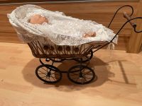 Porzellanpuppe Puppe in Kinderwagen Hessen - Schlangenbad Vorschau