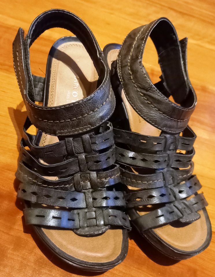 Schicke Marco Tozzi Sandalette mit Klettverschluss Gr 37 nur 7€! in Güglingen