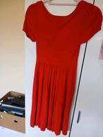 Rotes Kleid in der Größe 34 Niedersachsen - Lingen (Ems) Vorschau
