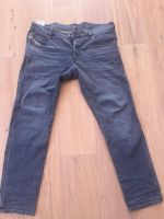 Diesel * D-YENNOX Tapered * W 36 L32 * Jeans Niedersachsen - Hameln Vorschau