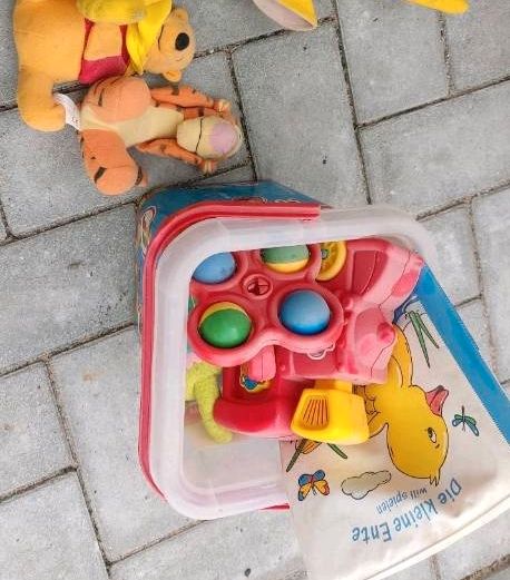 Kinderspielzeug, Mega Blocks, Kuscheltiere, Fahrzeuge uvm. in Droyßig