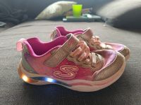 Sketchers Sneaker Gr 30 S-Lights Blinkeschuhe Leuchteffekt pink Hessen - Butzbach Vorschau