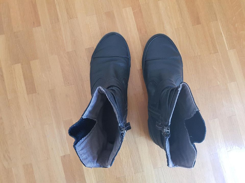 Esprit Stiefelette schwarz Größe 38 in Schwäbisch Gmünd