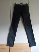 Tommy Hilfiger Herren Chino Hose Gr. 30 / 34 schwarz Saarland - Schwalbach Vorschau