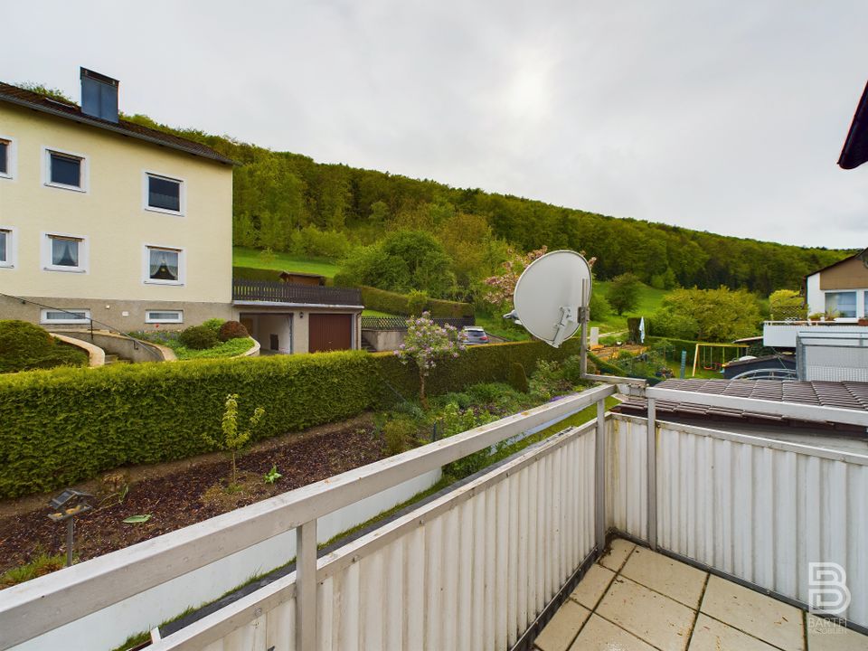 Besondere 4-Zimmer-Wohnung auf 2 Etagen mit Balkon in Kelheim