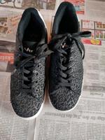 Sportschuhe für Damen zu verkaufen Nordrhein-Westfalen - Baesweiler Vorschau