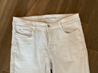 Weisse MAC DREAM JEANS Größe 40/30 - Damenhose Hessen - Mörfelden-Walldorf Vorschau