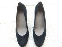 Ara Pumps schwarz, Wildleder, Gr. 3 (=36) - wie neu Sachsen-Anhalt - Magdeburg Vorschau