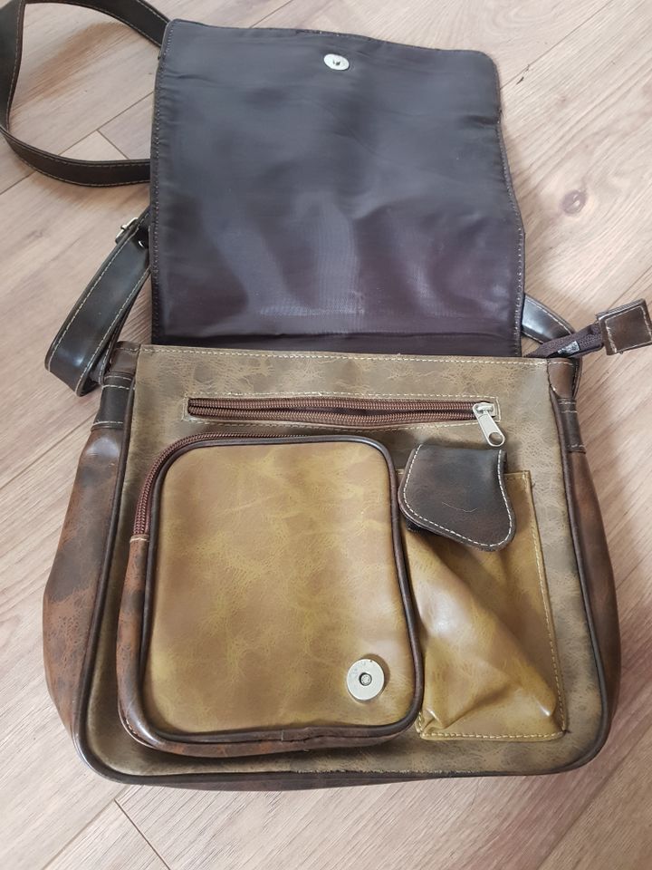 Handtasche Ethno braun bestickt Organizer in Markranstädt