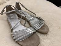 Unisa Sandalen silber TOP!! Größe 37 Köln - Widdersdorf Vorschau