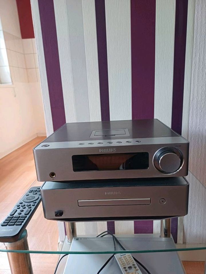 Philips Stereoanlage DCB8000 in Halle