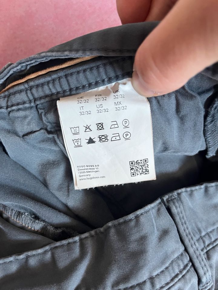 Original Hugo Boss Hose Chino Gr. 32/32 wie NEU grau in München