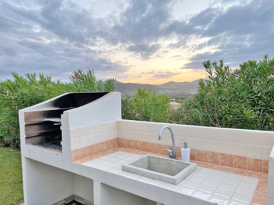 SARDINIEN - Ferienhaus mit Pool Nähe Strand und Meer BUDONI in Schmallenberg