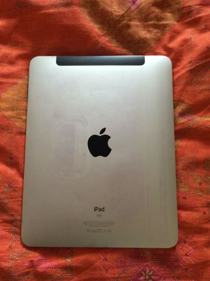 Apple iPad Modell A1395 64 GB, 1.Generation Silber in Krefeld