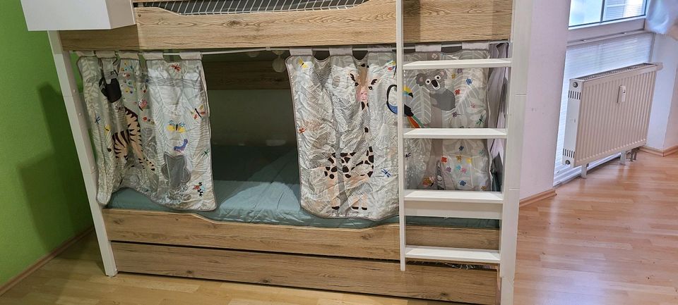 Paidi Kinderbett Hochbett 3 Bett in Oestrich-Winkel