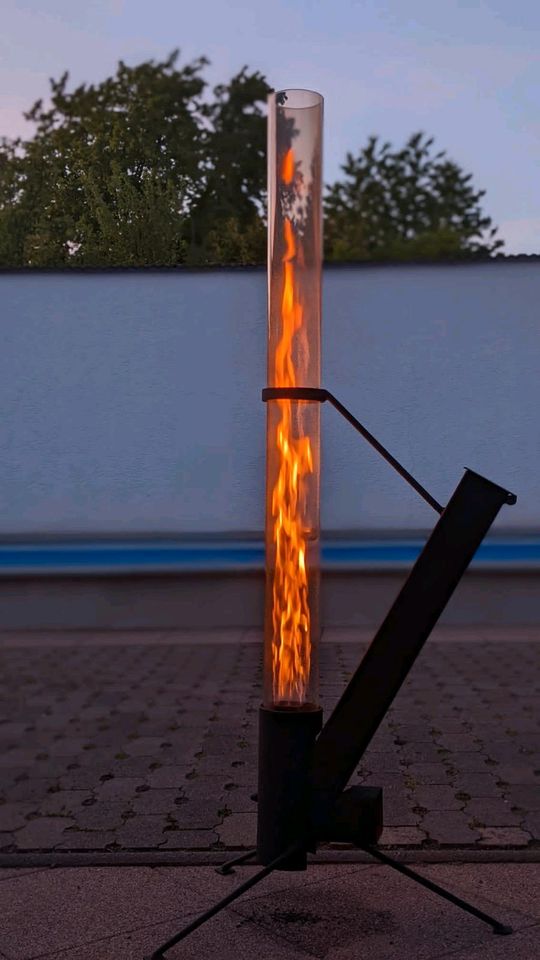 Pelletfackel/Feuersäule mit Glas in Echzell 