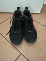 Nike Schuhe 40 Turnschuhe Sneaker schwarz Nordrhein-Westfalen - Troisdorf Vorschau