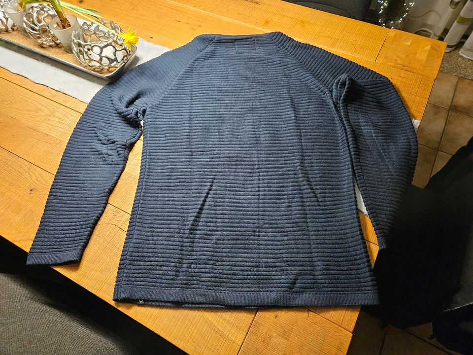 Herrenpullover Größe S von "Jack & Jones"! in Freren