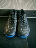 Hallenschuhe Nike Gr. 40,5 schwarz Hessen - Linsengericht Vorschau