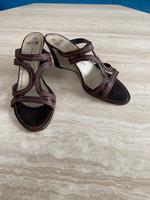 K&S Sandalen mit Keilabsatz Leder Gr 6,5 Hessen - Heppenheim (Bergstraße) Vorschau