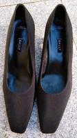 BALLY Pumps Gr 39 Seide + Leder Absatz ca 5 cm spitze Form Black Niedersachsen - Wildeshausen Vorschau